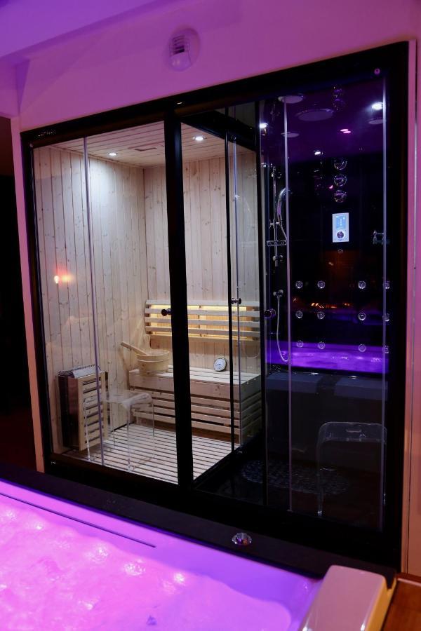 Love Room Gold - Les Delices Rooms Angers Dış mekan fotoğraf