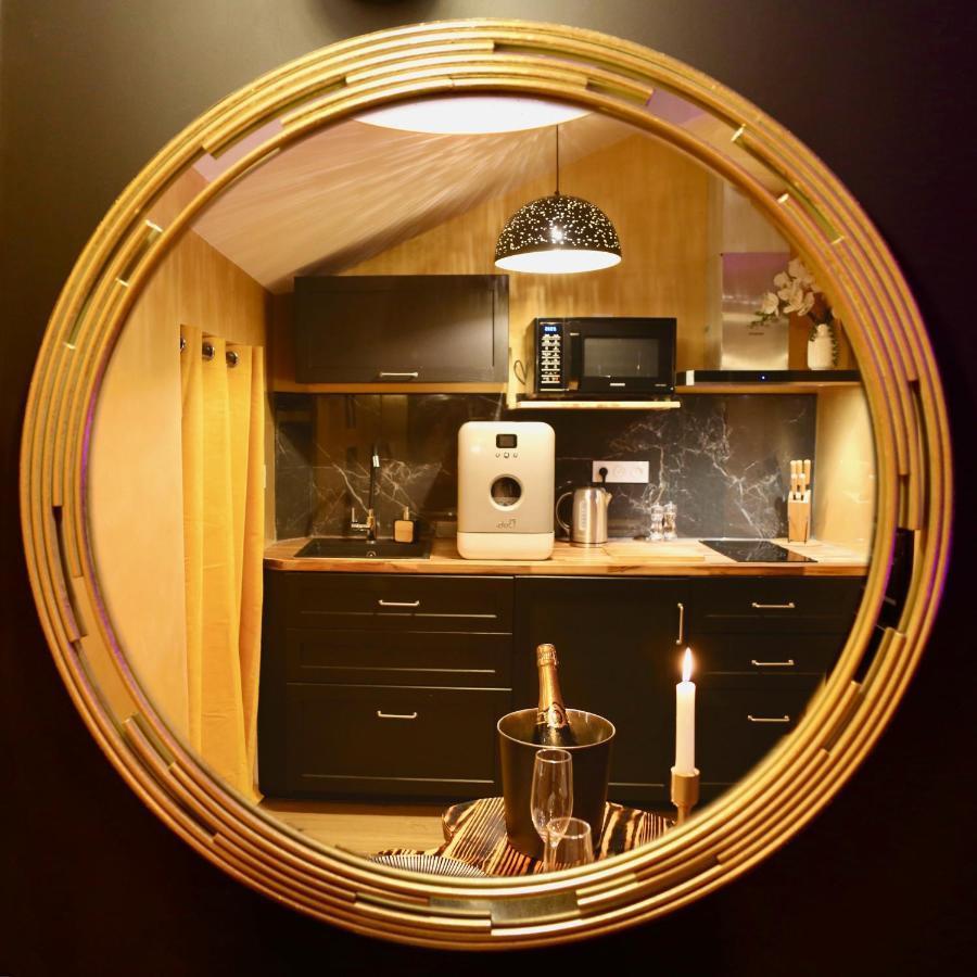 Love Room Gold - Les Delices Rooms Angers Dış mekan fotoğraf