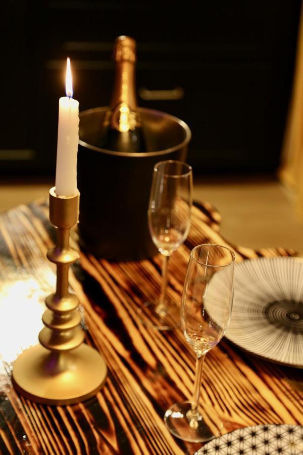 Love Room Gold - Les Delices Rooms Angers Dış mekan fotoğraf